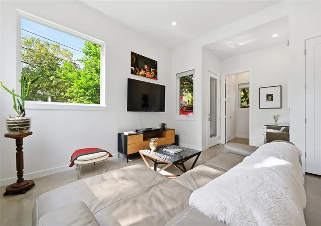 Photo 2 of Condo for sale at 510 El Paso St #A, Austin, TX 78704 | MLS# 6387694 | Listing updated on 2026-10-09