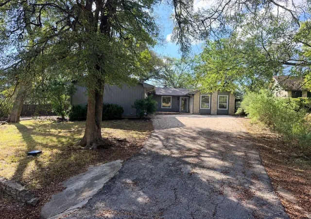 Single family home for sale at 2 Acacia Dr, Wimberley, TX 78676 | MLS# 6131455