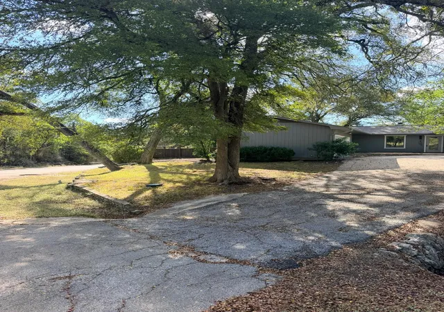 Photo 2 of Single family home for sale at 2 Acacia Dr, Wimberley, TX 78676 | MLS# 6131455 | Listing updated on 2026-10-08
