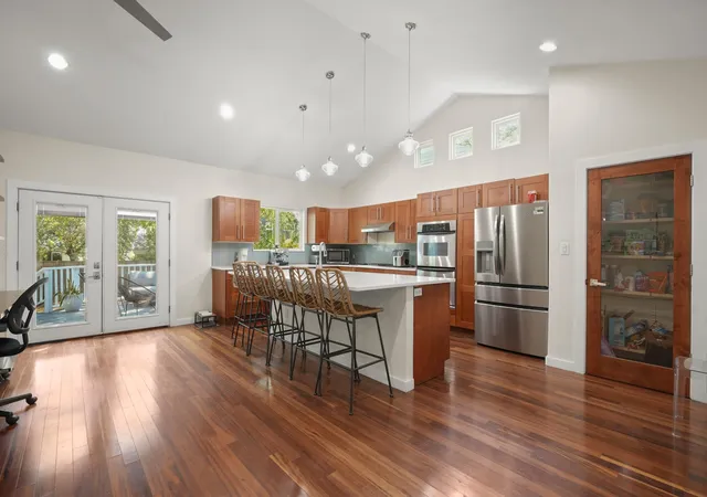 Photo 1 of Single family home for sale at 2501 Del Curto Rd, Austin, TX 78704 | MLS# 5351851 | Listing updated on 2026-10-07