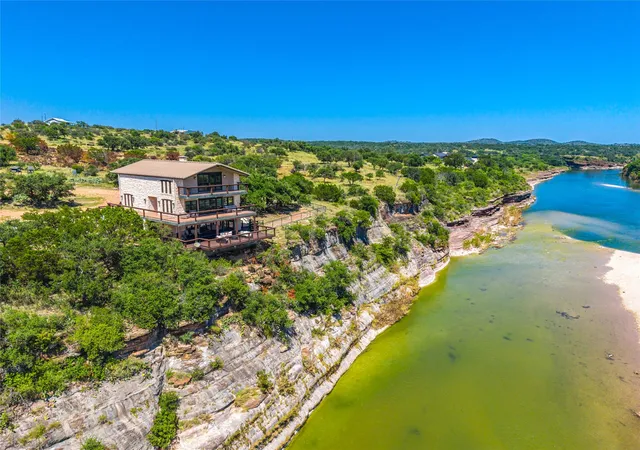 Photo 1 of Single family home for sale at 258 Korn Pasture Ln, Mason, TX 76856 | MLS# 2172761 | Listing updated on 2026-10-07