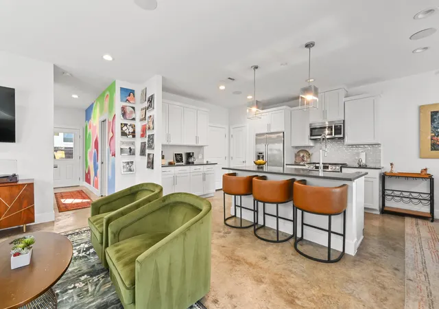 Photo 4 of Single family home for sale at 3009 Kuhlman Ave #1, Austin, TX 78702 | MLS# 8590126 | Listing updated on 2026-10-13