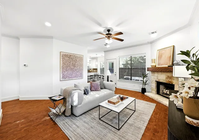 Photo 4 of Condo for sale at 610 Fletcher St #B, Austin, TX 78704 | MLS# 6510645 | Listing updated on 2026-10-08
