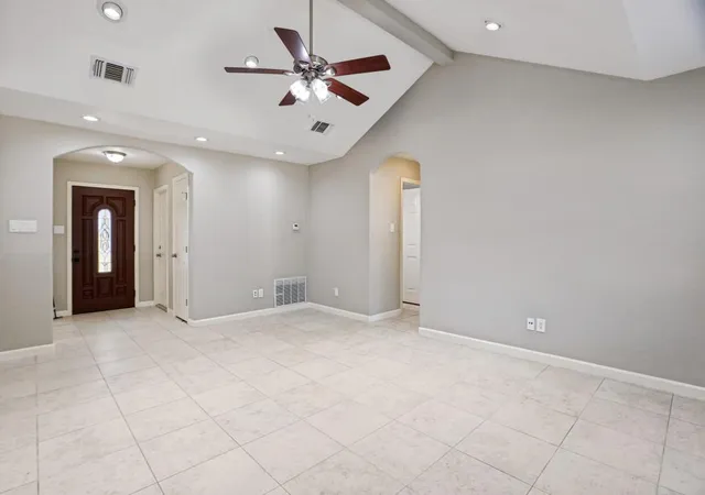 Photo 3 of Single family home for sale at 1004 Green Meadow Dr, Round Rock, TX 78664 | MLS# 3116060 | Listing updated on 2026-10-09