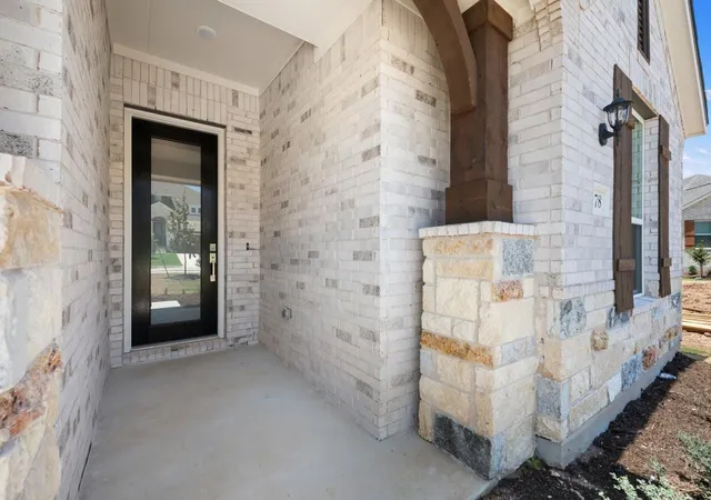 Photo 1 of Single family home for sale at 132 Coleto Trl, Bastrop, TX 78602 | MLS# 1773503 | Listing updated on 2026-10-07