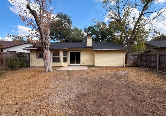 Photo 4 of Single family home for sale at 3702 Kandy Dr, Austin, TX 78749 | MLS# 6909984 | Listing updated on 2026-10-29