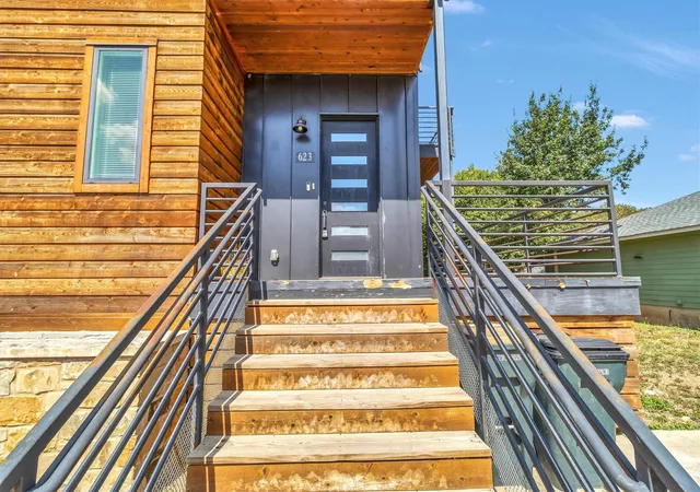 Photo 3 of Single family home for sale at 623 Sturgeon St, San Marcos, TX 78666 | MLS# 8290476 | Listing updated on 2026-10-13