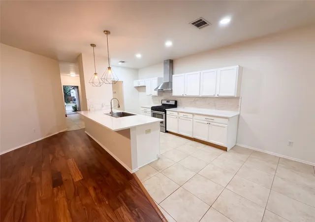 Photo 2 of Single family home for sale at 509 Paso Fino Trl, Cedar Park, TX 78613 | MLS# 2593610 | Listing updated on 2026-10-10