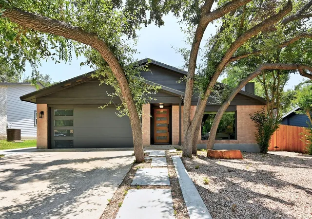 Photo 1 of Single family home for sale at 2603 Burly Oak Dr, Austin, TX 78745 | MLS# 8697340 | Listing updated on 2026-10-19