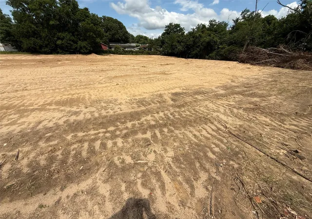 Photo 3 of Land for sale at 712 N Wilcox St, Rockdale, TX 76567 | MLS# 6391299 | Listing updated on 2026-10-06