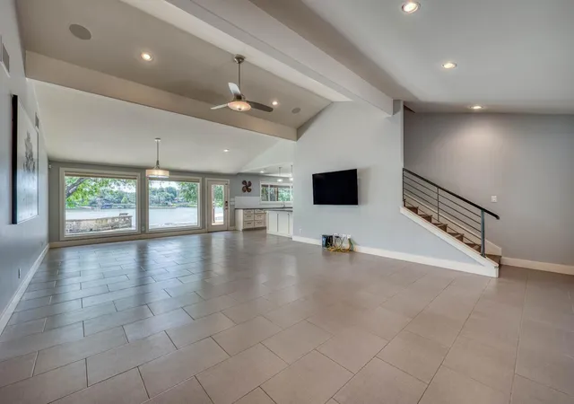 Photo 3 of Single family home for sale at 1704 Bluebonnet Ln, Kingsland, TX 78639 | MLS# 5962349 | Listing updated on 2026-10-08