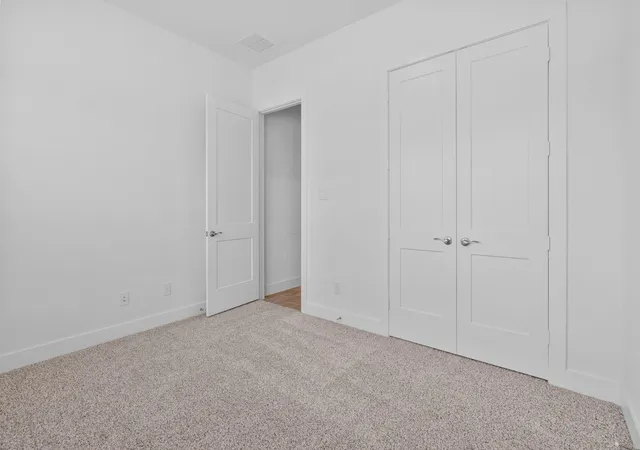 Photo 3 of Single family home for sale at 17808 Rolling Dr, Manor, TX 78653 | MLS# 7844731 | Listing updated on 2026-10-07