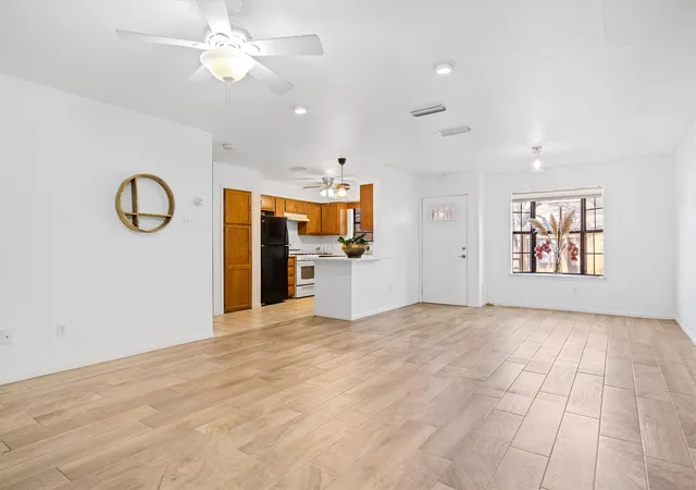 Photo 3 of Condo for sale at 2301 Lawnmont Ave #1, Austin, TX 78756 | MLS# 6603301 | Listing updated on 2026-10-08