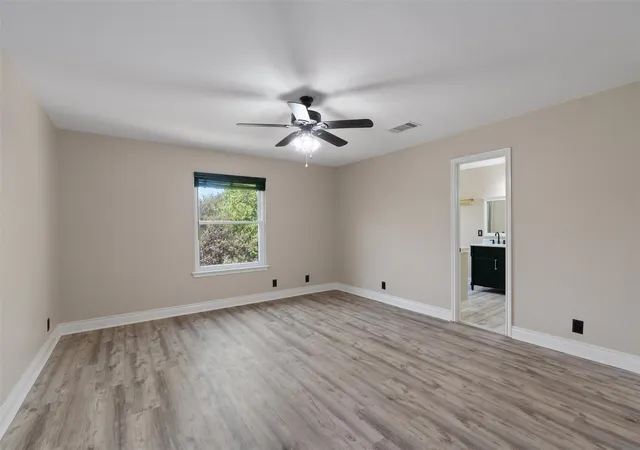 Photo 3 of Single family home for sale at 1524 Emperor Ct, Round Rock, TX 78664 | MLS# 3874523 | Listing updated on 2026-10-08