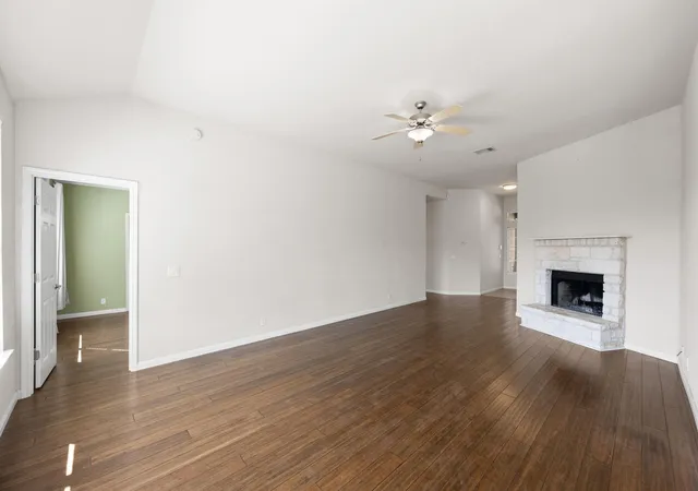 Photo 4 of Single family home for sale at 10210 Twin Lake Loop, Dripping Springs, TX 78620 | MLS# 7324351 | Listing updated on 2026-10-07
