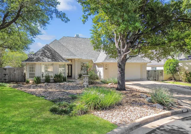 Single family home for sale at 3008 Burks Ln, Austin, TX 78732 | MLS# 4368065