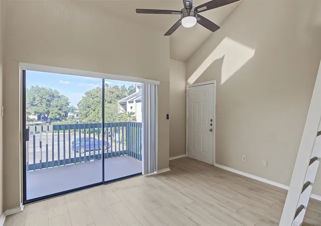 Listing Photo 4 - Condo for sale in building located at 601 Nelray Blvd, Austin, TX 78751 - Unit #17