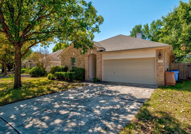 Photo 2 of Single family home for sale at 17000 Cranston Dr, Round Rock, TX 78664 | MLS# 9486141 | Listing updated on 2026-10-08