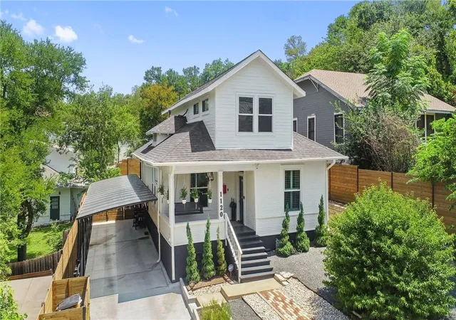 Photo 2 of Single family home for sale at 1120 W 7th Street, Austin, TX 78703 | MLS# 2241024 | Listing updated on 2026-10-08