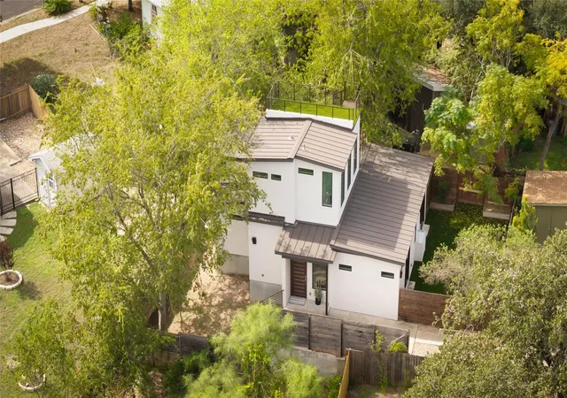 Single family home for sale at 2011 Peoples St #B, Austin, TX 78702 | MLS# 5162538