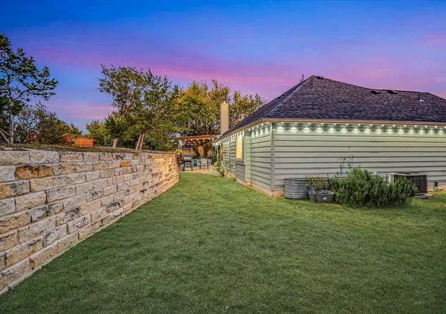 Photo 30 of Single family home for sale at 36 Ridgewood Cir, Wimberley, TX 78676 | MLS# 4821138 | Listing updated on 2026-10-09