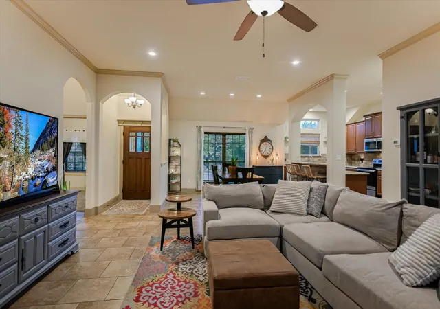 Photo 4 of Single family home for sale at 36 Ridgewood Cir, Wimberley, TX 78676 | MLS# 4821138 | Listing updated on 2026-10-09
