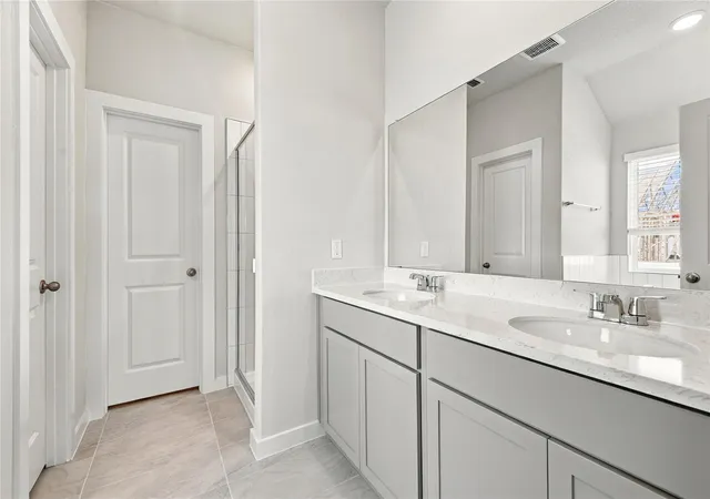 Photo 4 of Single family home for sale at 312 Hazy View Rd, San Marcos, TX 78666 | MLS# 4583677 | Listing updated on 2026-10-22