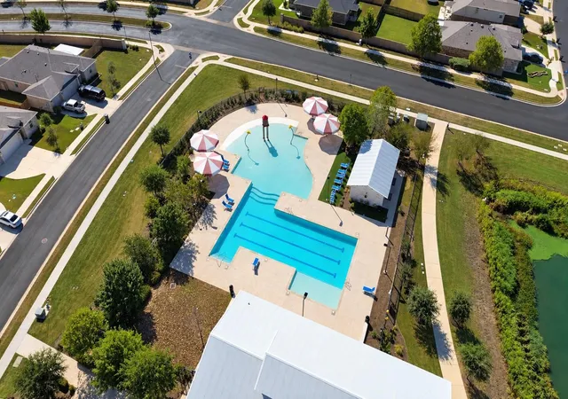 Photo 2 of Single family home for sale at 112 Bremen St, Georgetown, TX 78626 | MLS# 3968627 | Listing updated on 2026-10-19