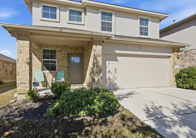 Photo 3 of Single family home for sale at 112 Bremen St, Georgetown, TX 78626 | MLS# 3968627 | Listing updated on 2026-10-19