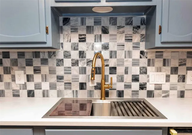 Photo 4 of Condo for sale at 7203 Coronado Cir, Austin, TX 78752 | MLS# 3220924 | Listing updated on 2026-10-09