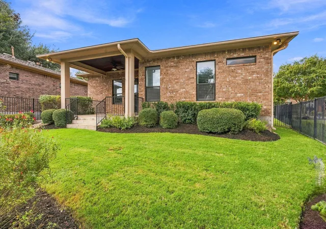 Photo 3 of Single family home for sale at 1013 Sue Ann Rose Dr, Austin, TX 78717 | MLS# 2130019 | Listing updated on 2026-10-23