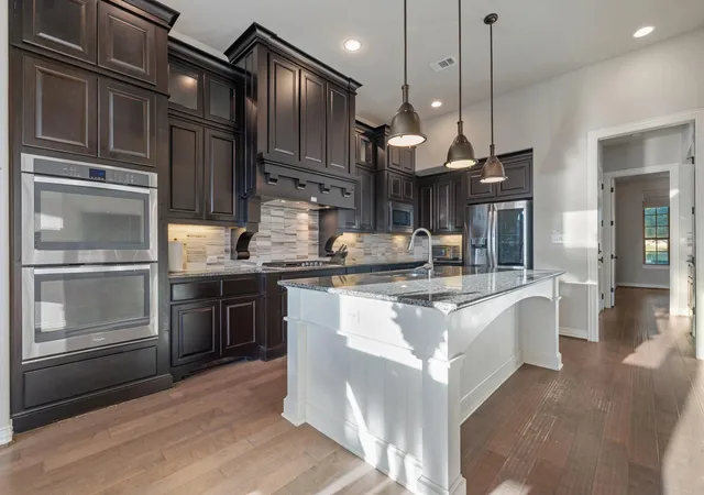 Photo 2 of Single family home for sale at 9024 Eagle Vista Ct, Austin, TX 78738 | MLS# 4444905 | Listing updated on 2026-10-08