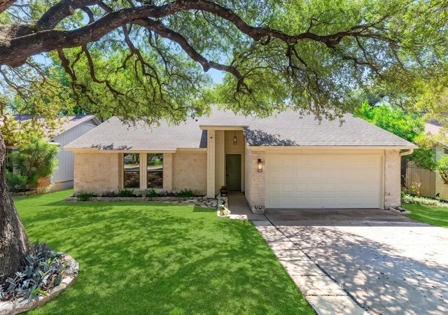 Single family home for sale at 3609 Oak Crk Dr, Austin, TX 78727 | MLS# 9155492