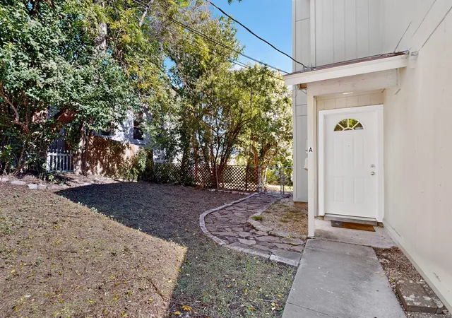 Photo 4 of House for sale at 3312 Thomas Kincheon St, Austin, TX 78745 | MLS# 7355694 | Listing updated on 2026-10-10