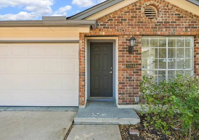 Photo 2 of Single family home for sale at 3204 Blazing Star Trl, Cedar Park, TX 78613 | MLS# 6483118 | Listing updated on 2026-10-09