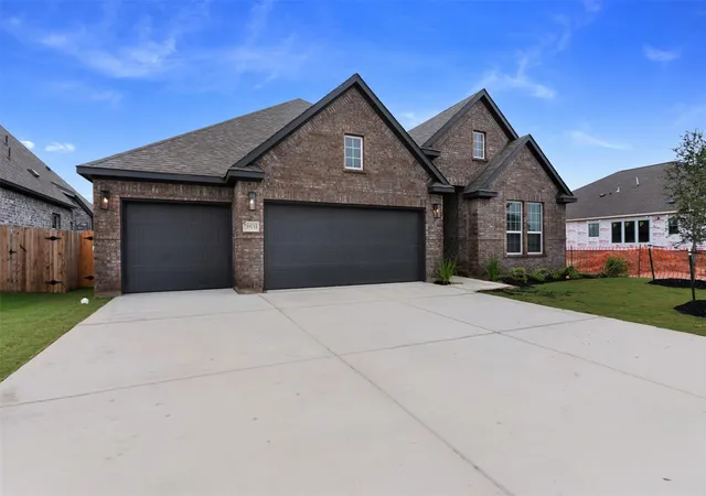 Photo 2 of Single family home for sale at 17305 Lisa Samuels Dr, Pflugerville, TX 78660 | MLS# 6549635 | Listing updated on 2026-10-08