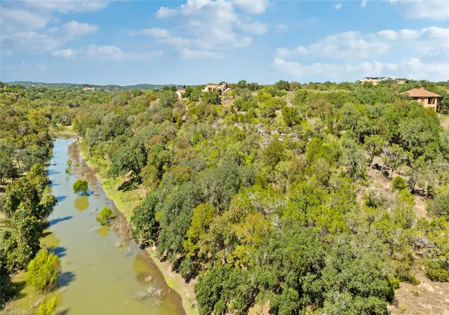 Photo 4 of Land for sale at 3212 Fall Crk Ests Dr, Spicewood, TX 78669 | MLS# 9655641 | Listing updated on 2026-10-07