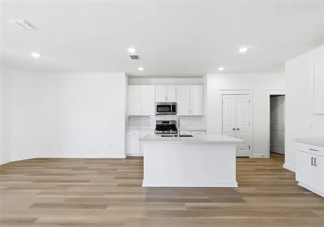 Photo 1 of Single family home for sale at 280 Mustang Bnd, Kyle, TX 78640 | MLS# 6226458 | Listing updated on 2026-10-20