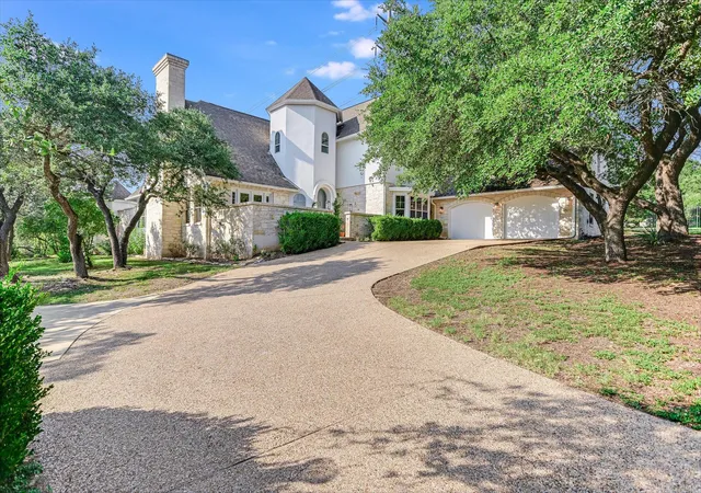 Photo 1 of Single family home for sale at 700 Furlong Dr, Austin, TX 78746 | MLS# 7271166 | Listing updated on 2026-10-10