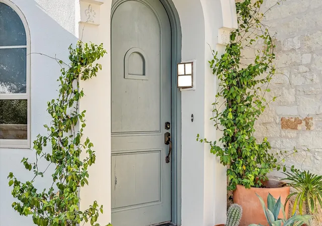 Photo 2 of Single family home for sale at 700 Furlong Dr, Austin, TX 78746 | MLS# 7271166 | Listing updated on 2026-10-10