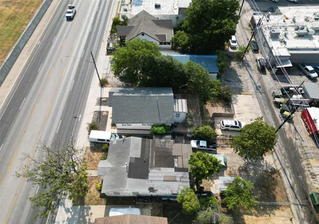 Photo 36 of Single family home for sale at 1711 E 7th Street #1, Austin, TX 78702 | MLS# 4185668 | Listing updated on 2026-10-08