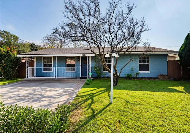 Photo 1 of Single family home for sale at 10605 Newmont Rd, Austin, TX 78758 | MLS# 7970782 | Listing updated on 2026-10-23