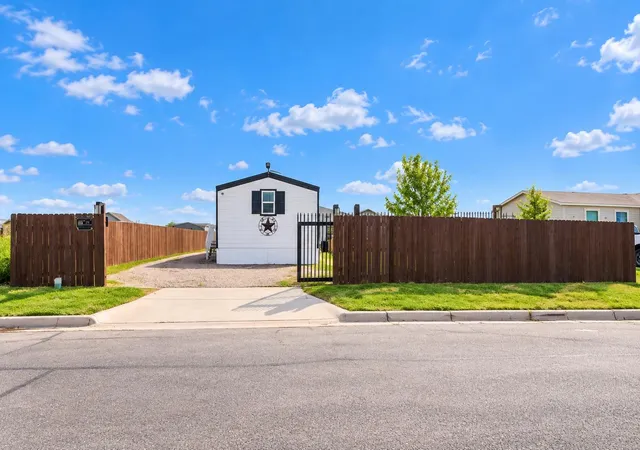 Photo 2 of Manufactured home for sale at 230 Vaquero Ln, Kyle, TX 78640 | MLS# 8668755 | Listing updated on 2026-10-07