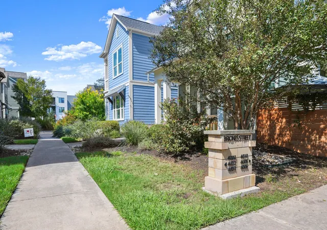 Photo 32 of Single family home for sale at 4008 Briones St, Austin, TX 78723 | MLS# 2955577 | Listing updated on 2026-10-25
