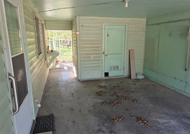 Photo 4 of Single family home for sale at 403 Hazel St, Rockdale, TX 76567 | MLS# 3741253 | Listing updated on 2026-10-08