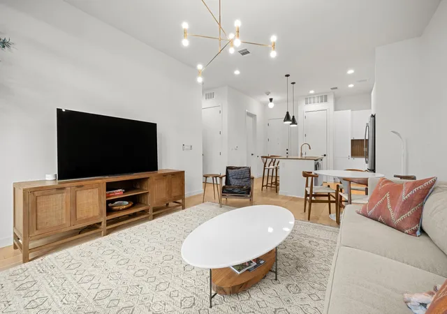 Photo 3 of Condo for sale at 800 Embassy Dr #124, Austin, TX 78702 | MLS# 3988588 | Listing updated on 2026-10-15