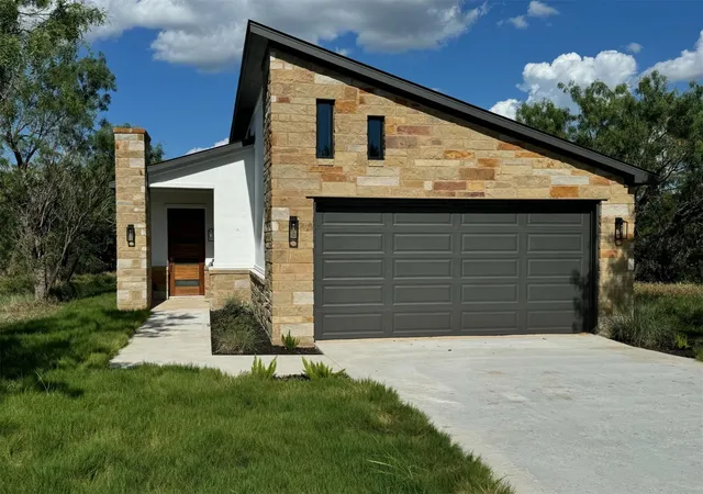 Single family home for sale at 611 Sun Ray, Marble Falls, TX 78657 | MLS# 7727665