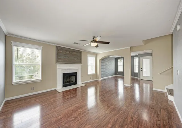 Photo 3 of Single family home for sale at 903 Estate Dr, Hutto, TX 78634 | MLS# 6637857 | Listing updated on 2026-10-08