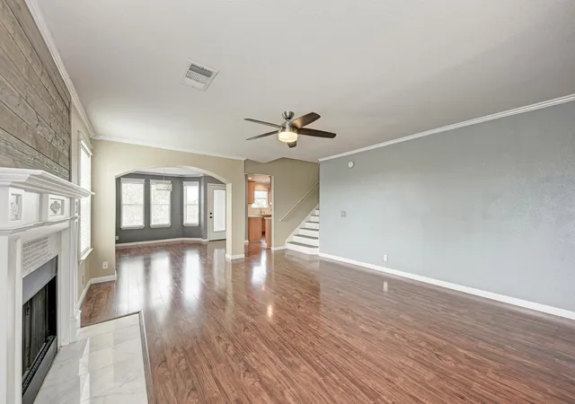 Photo 4 of Single family home for sale at 903 Estate Dr, Hutto, TX 78634 | MLS# 6637857 | Listing updated on 2026-10-08