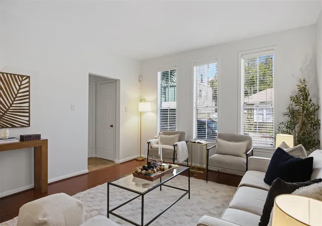 Photo 4 of Condo for sale at 2529 Rio Grande St #72, Austin, TX 78705 | MLS# 9234739 | Listing updated on 2026-10-10